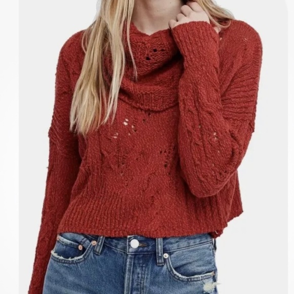 Free People Large ‘Shades of Dawn’ Red Pullover Turtleneck Sweater Cropped - Picture 1 of 8